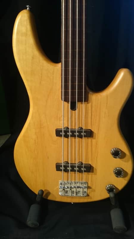 Yamaha BB350F Fretless Bass Natural image 1