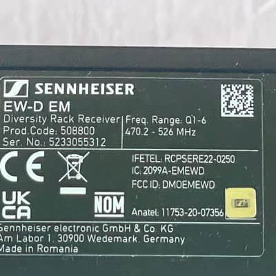 Sennheiser EW-D CI1 Wireless Guitar System - Q1-Q6 w/Bonus Sennheiser Ci1REW Right-angle Guitar Cable image 2