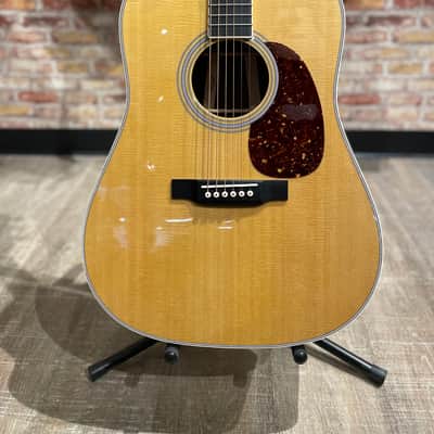 Martin D-35 Natural image 3