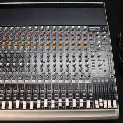Mackie 1604-VLZ3 16-Channel Mic / Line Mixer 2008 - 2014 - Black image 7
