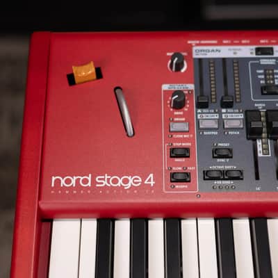 Nord Stage 4 73 Keyboard - Display image 2