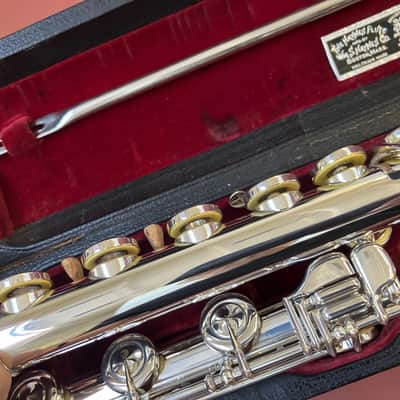 Vintage 1954 W.S Haynes Handmade Solid Silver Flute; with Case image 6