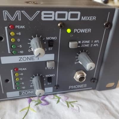 Yamaha MV800 rack mixer - Black image 3