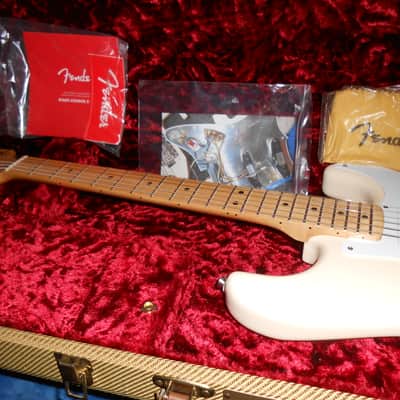 Fender Jimmie Vaughan Artist Series Stratocaster 1996-2021 with Texas Specials and G&G Fender tweed case - Olympic White image 17
