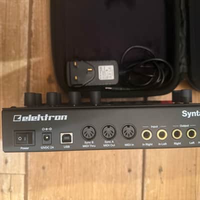 Elektron Syntakt 12 Track Drum Computer & Synthesizer 2022- Present - Black image 3