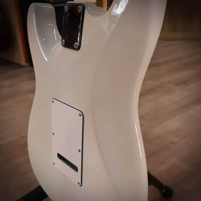 Suhr Classic S Antique Olympic White RW HSS image 9