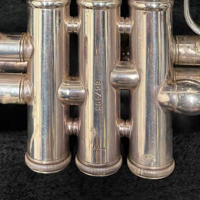 Bach Stradivarius Trumpet Model 37, Silver Finish image 4