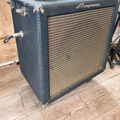Ampeg B-15NC Portaflex 25-Watt 1x15" Bass Combo 1964 - 1965 - Checkered Blue Vinyl image 3