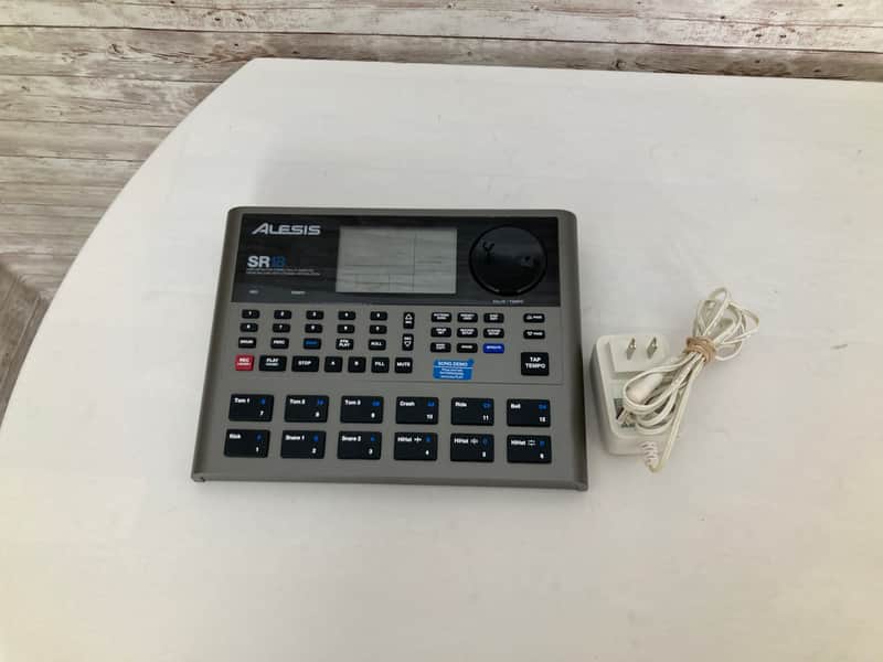 Used Alesis SR-18 image 1