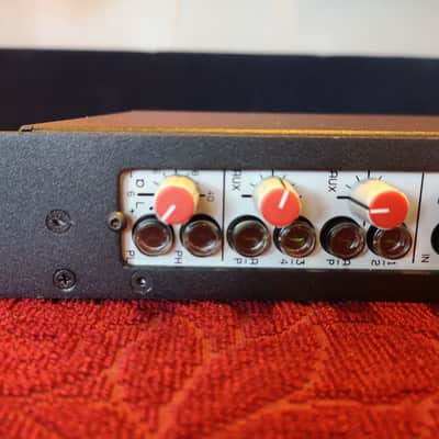 Philips 8993 preamp and eq imagen 2