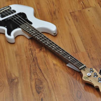 G&L Tribute SB-2 Gloss White image 11