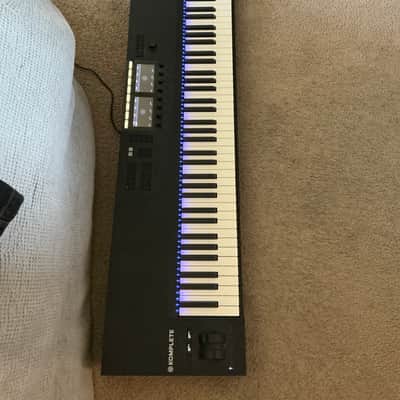 Native Instruments Komplete Kontrol S88 MKii 2020 - Present - Black image 2