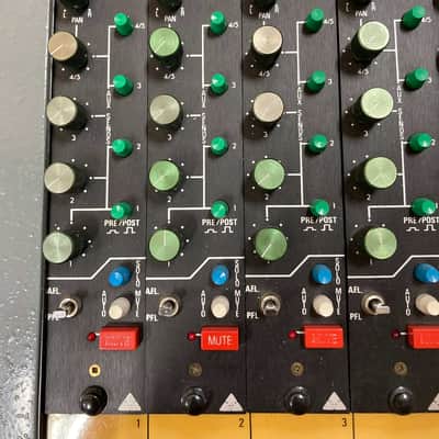 Trident Series 80C Console image 17