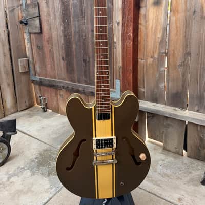 Epiphone Tom DeLonge Signature ES-333 2008 - 2019 - Brown with Cream Stripe image 1