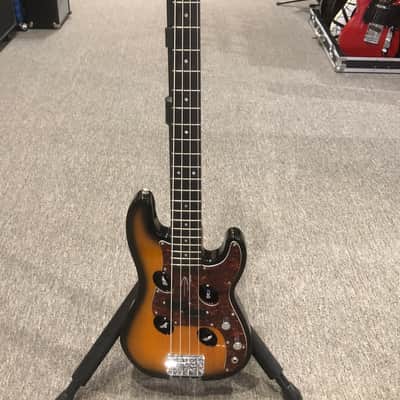 Traveler TB-4P Bass image 3
