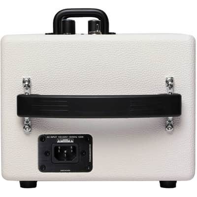 Phil Jones Bass BG-80W Double 4 Plus 90-Watt 2x4 Bass Combo Amp - White Open Box image 6
