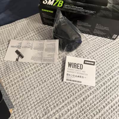 Shure SM7B Cardioid Dynamic Microphone 2001 - Present - Black image 2