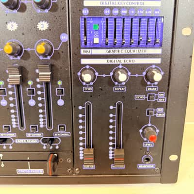 VocoPro KJ-8000 PRO Digital Karaoke Mixer w/ Key Control, EQ, Multi Mic Inputs + Lamp Early-Mid 2000's image 7