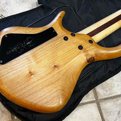 Warrior Custom 5 String Bass Natural image 8