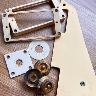 Gibson aged set, Pickguard, Pickup rings, switch plate, Top Hat knobs and jack plate, Les Paul, relic | 59 Parts image 1