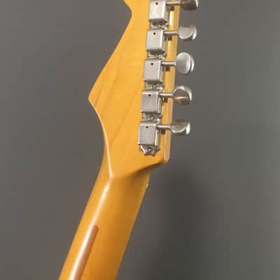 Vintage Fender Stratocaster 1993 Sunburst Solid Body Custom Strat Relic ST57/62 Mod Guitar HSC 7 Lb image 11