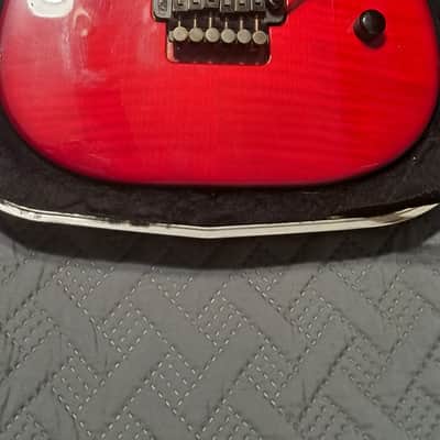 Charvel 375 Deluxe with Rosewood Fretboard 1989 - 1991 - Transparent Red image 2