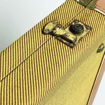 Fender AVRI Tweed Case —Naturally Aged (Late ’80s) image 4
