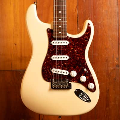 Fender American Standard Stratocaster RW Vintage White image 2