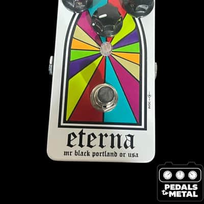 Mr. Black Eterna Stained Glass - White - X17751 image 2