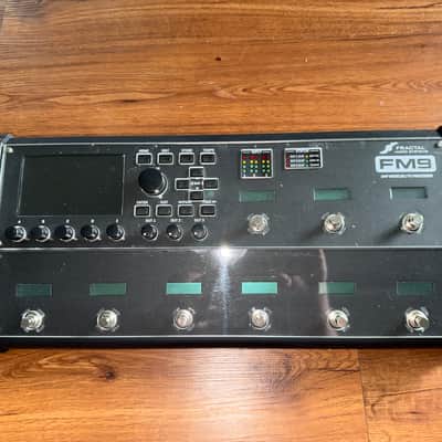 Fractal Audio FM9 Turbo Mark II Amp Modeler with Screen Guards image 2