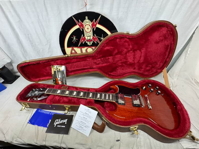 Gibson SG6100VENH1 SG Standard '61 Guitar with Case 2020