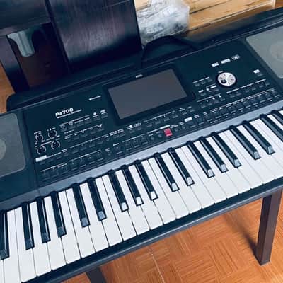 Korg Pa700 Professional Arranger Black edition