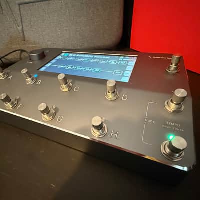 Neural DSP Quad Cortex *nearly new* - box and case image 5