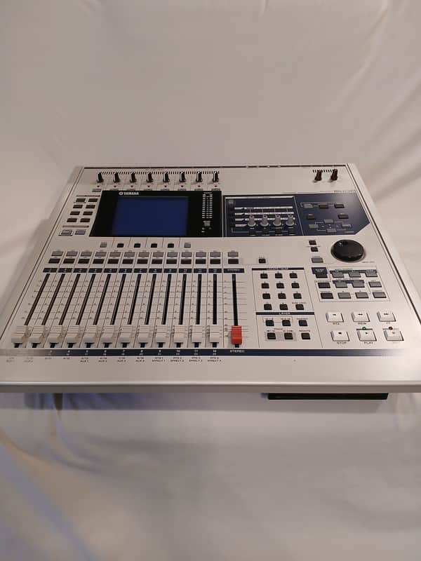 Yamaha AW2400 w/ MY8-AD24 Analog Audio Input Expansion