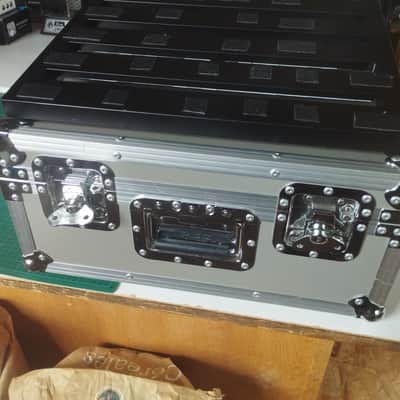 PedalTrain XD-18 HC Pedalboard with Hard Case image 8