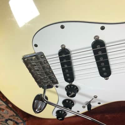 Fender Stratocaster 1980 Arctic White image 12