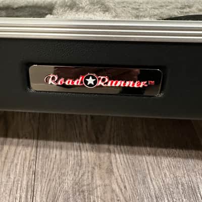 Road Runner ABS Double-Cutaway Guitar Case 2020 image 1