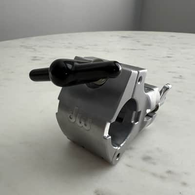 DW DWSMRKC15A 1.5" to Adjustable V Angle Drum Rack Clamp 2010s - Grey image 8