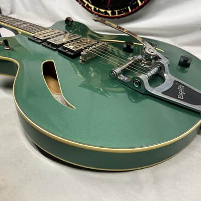 Gretsch Streamliner G2627T/GRG Semi-Hollow Body Electric Guitar image 19
