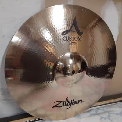 Zildjian 18" A Custom Crash Cymbal image 2