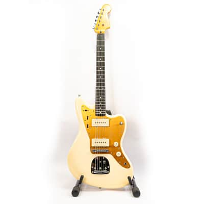 2018 Squier J Mascis Signature Jazzmaster Guitar – Vintage White – Gigbag image 3