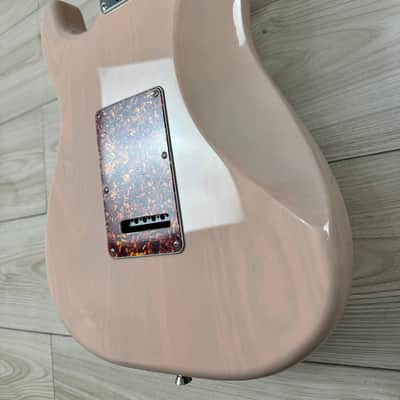 Fender Limited Edition American Professional II Stratocaster Thinline, Transparent Shell Pink image 16