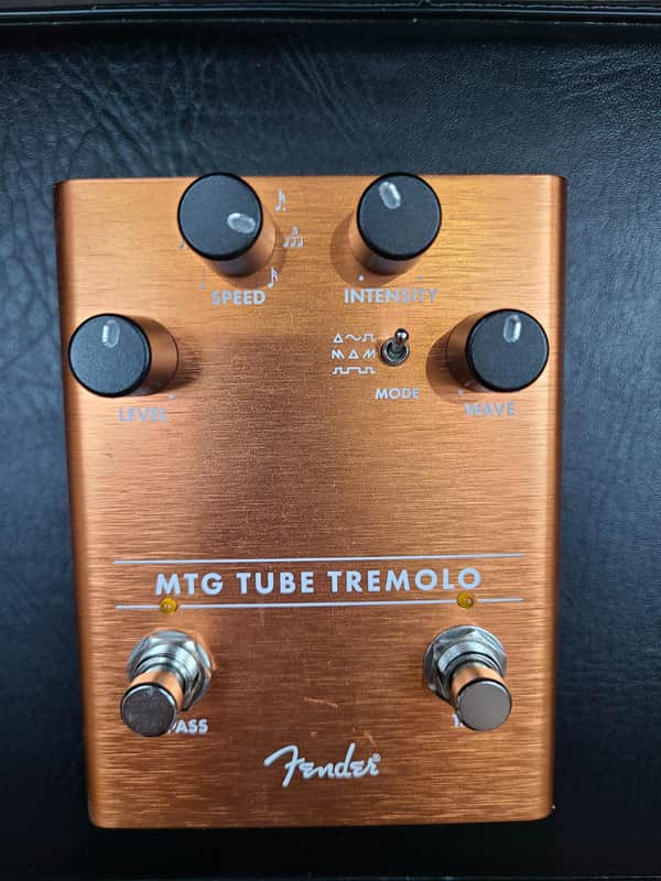 ギター Fender MTG Tube Tremolo MTG Tube Tremolo – Fender