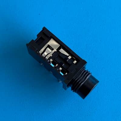 YAMAHA DTX430K Electronic Drum Replacement Part: TRS 1/4" Headphone Jack Socket image 3