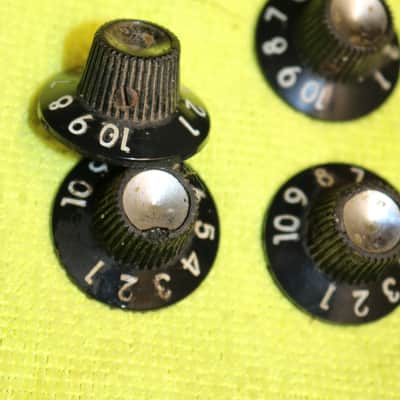 Vintage Original 1965 Fender Blackface Amp Control Knobs - Lot of 4 - image 2
