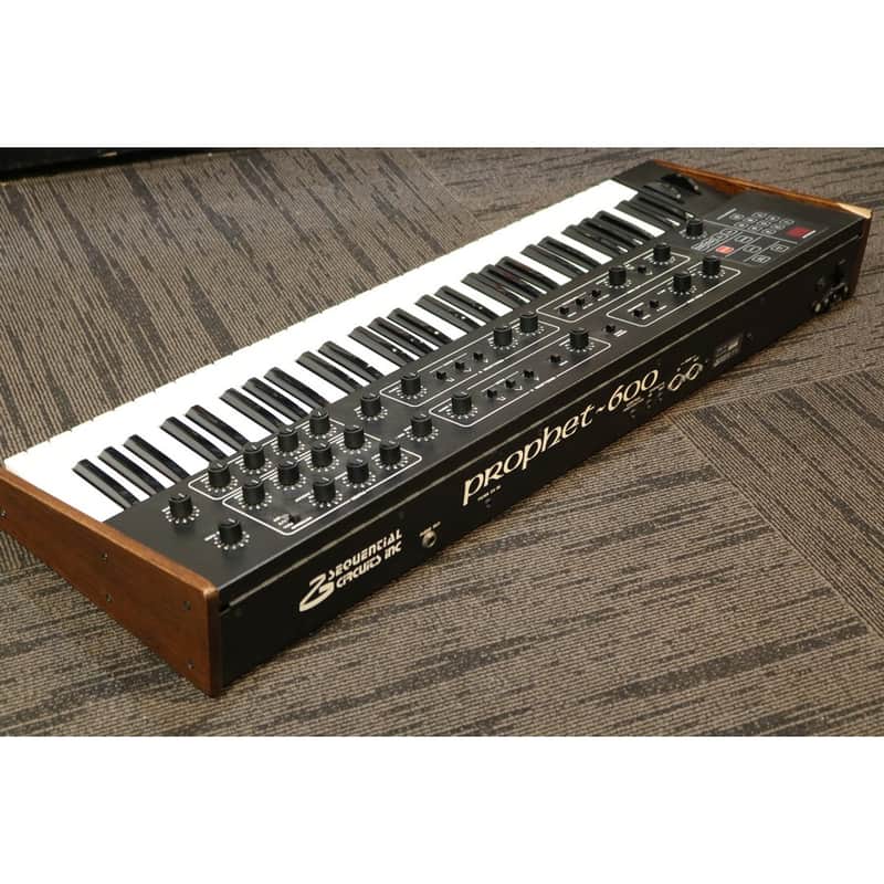 Sequential Prophet 600 Vintage Synth 1982 approx. image 1
