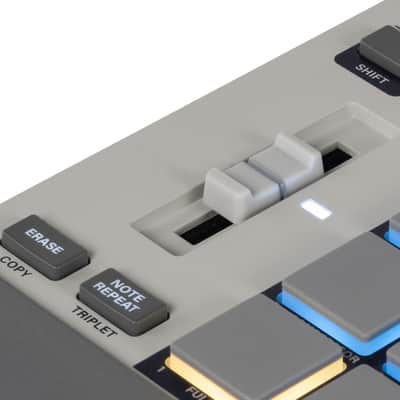 Akai MPC SAMPLE Portable Sampler image 6
