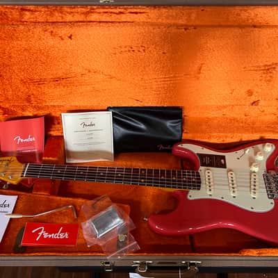 Fender American Vintage II 1961 Stratocaster  - Fiesta Red /8lbs. 8.9oz. #V2444066 image 2