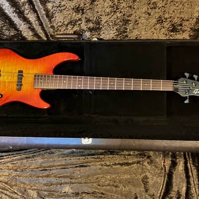 Guild SB605 1985 Sunburst Flame Maple Guild Pilot Bass USA Built Guild Acoustics 5 String Electric image 15