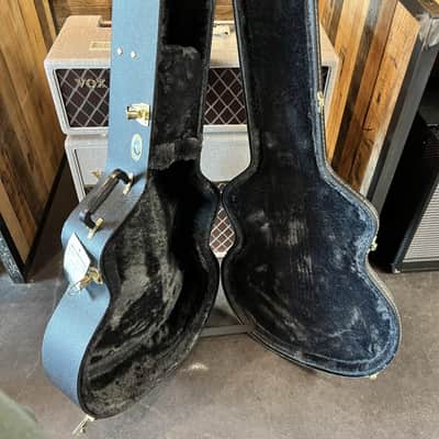 TKL Premier™ Jumbo 6/12 String Acoustic Guitar Case image 2